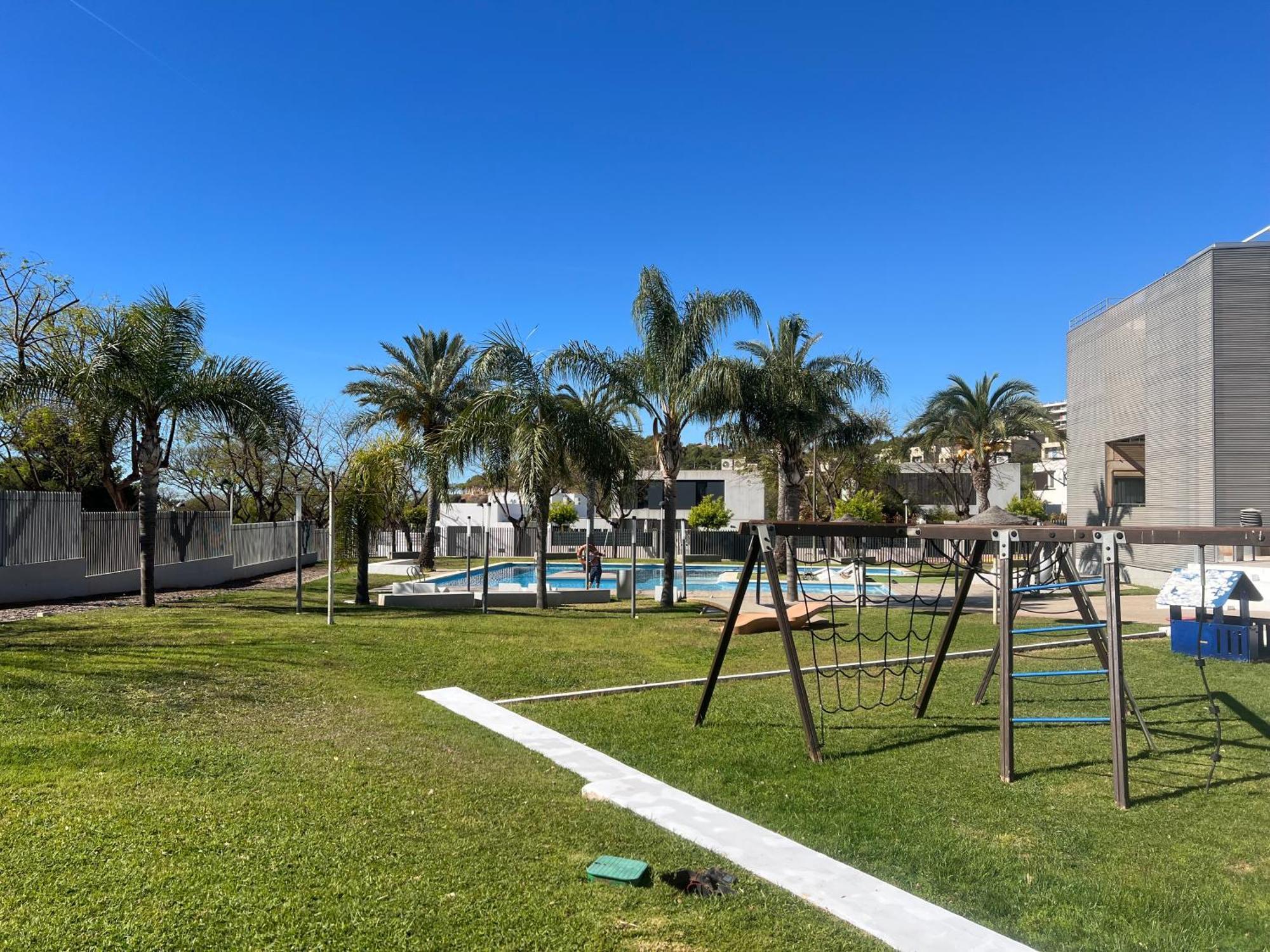 Apartamento Agradable, Vistas Al Mar Benicàssim Екстериор снимка